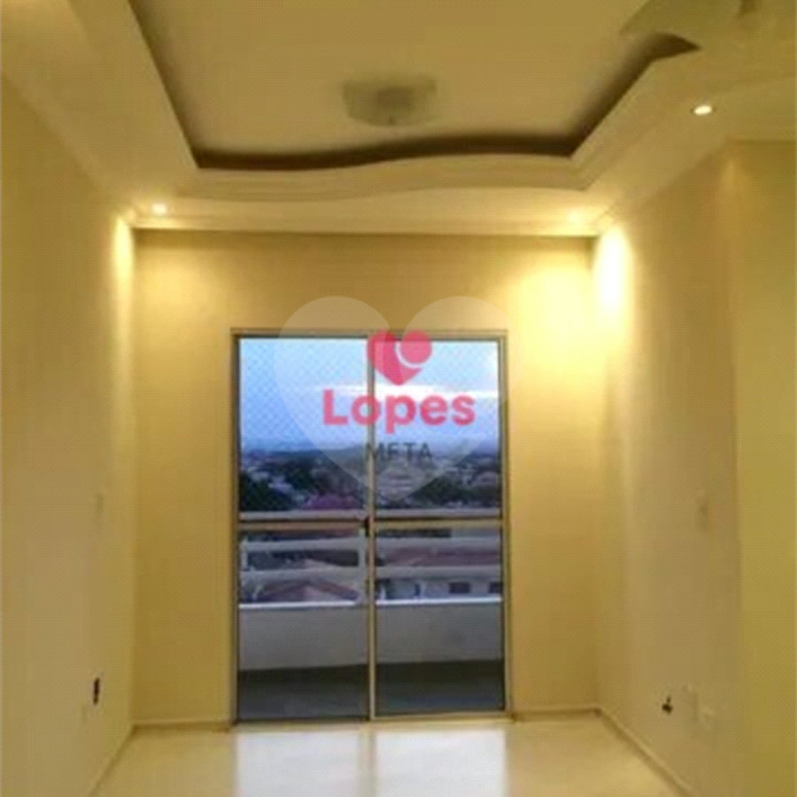 Apartamento à venda com 3 quartos, sendo 1 suíte, em Cidade Morumbi, São José dos Campos, SP