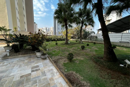Apartamento à venda com 3 quartos, sendo 1 suíte, em Vila Andrade, São Paulo, SP