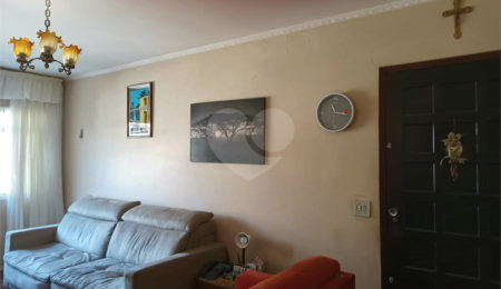 Sobrado à venda com 3 quartos, sendo 1 suíte, em Vila Nova Cachoeirinha, São Paulo, SP