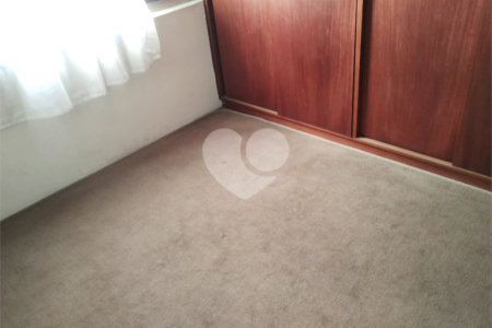 Sobrado à venda com 3 quartos, sendo 1 suíte, em Vila Mariana, São Paulo, SP