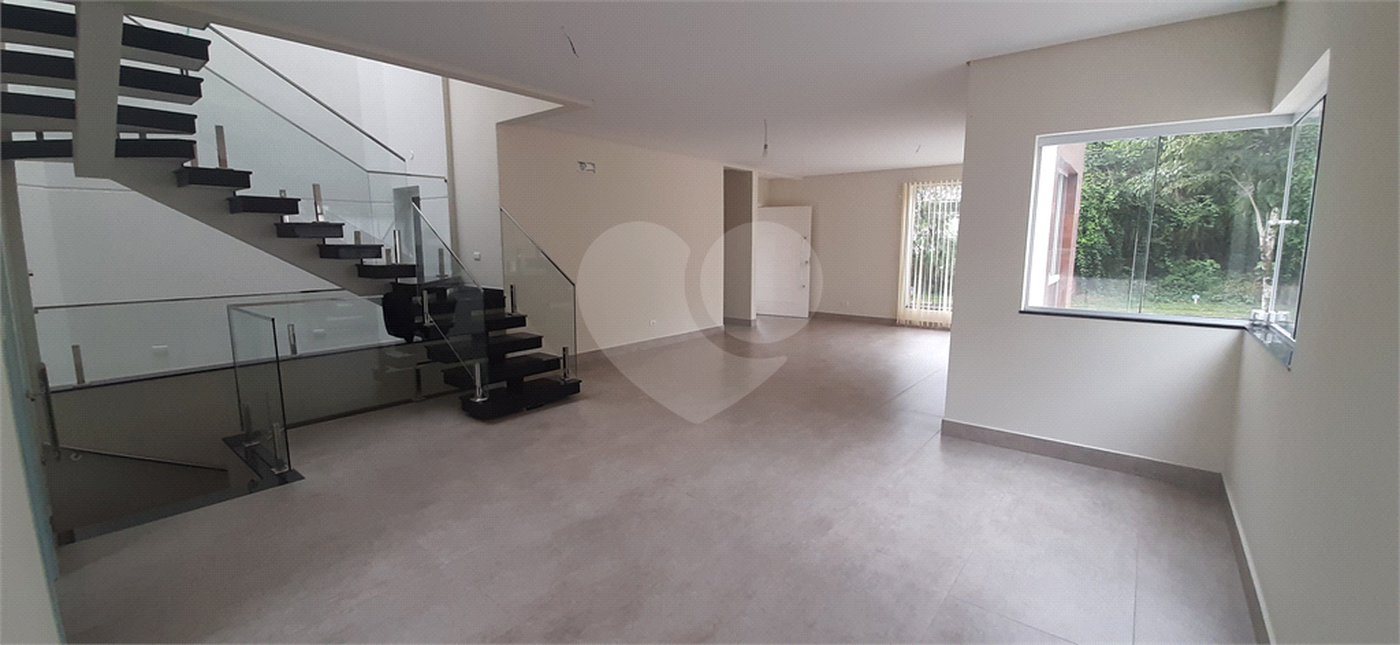 Casa à venda com 3 suítes em Tucuruvi, São Paulo, SP