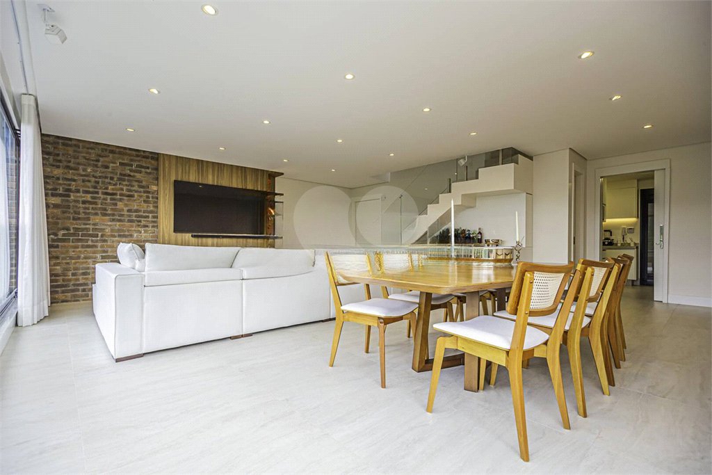 Apartamento à venda com 3 suítes em Cidade Jardim, São Paulo, SP