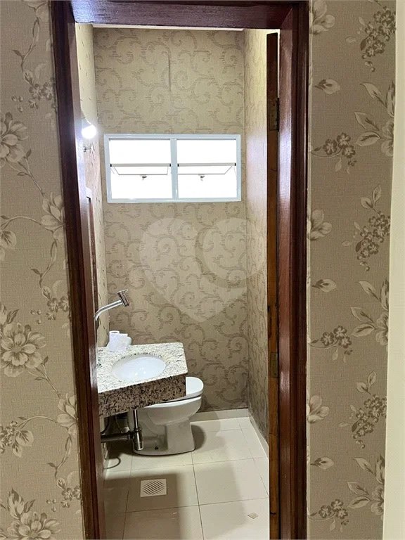 Casa à venda com 3 quartos, sendo 1 suíte,  em Pinheirinho, Vinhedo, SP