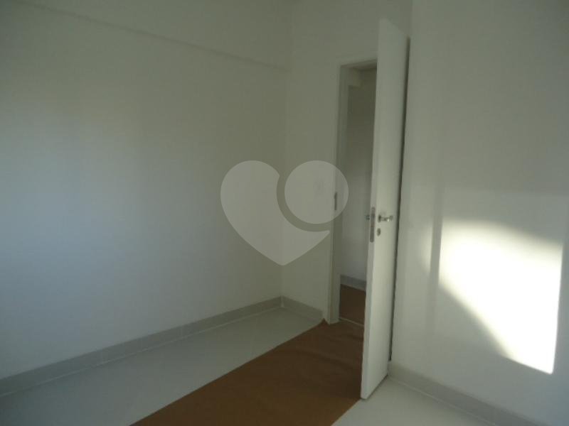 Apartamento à venda com 3 quartos, sendo 1 suíte, em Vila Suzana, São Paulo, SP