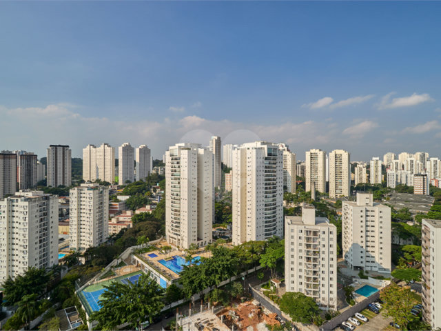 Apartamento à venda com 3 quartos, sendo 1 suíte,  em Jardim Marajoara, São Paulo, SP