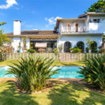 Casa à venda com 5 quartos, sendo 4 suítes, em Interlagos, São Paulo, SP