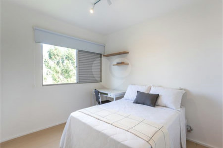 Apartamento à venda com 4 quartos, sendo 1 suíte, em Vila Olímpia, São Paulo, SP