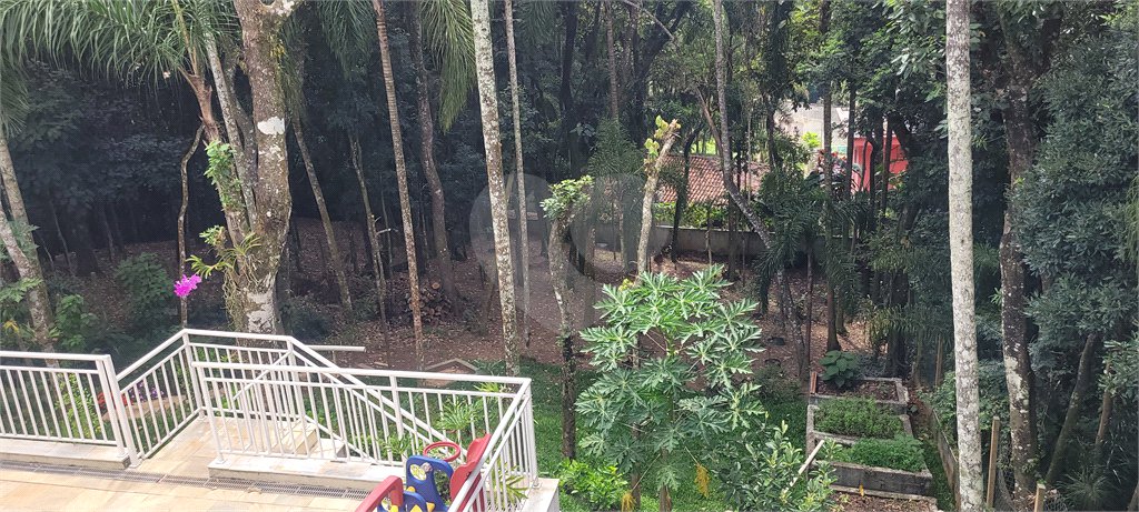 Casa à venda ou para alugar com 3 suítes no condomínio Sausalito, Mairiporã - SP