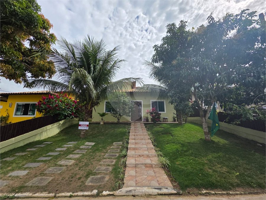 Casa em condomínio à venda com 3 quartos, sendo 1 suíte,  em Rasa, Armação dos Búzios, RJ