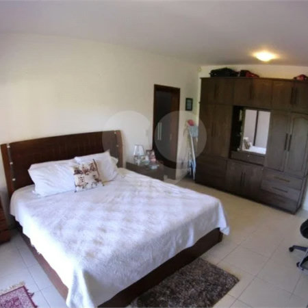 Casa à venda com 4 quartos, sendo 3 suítes, no condomínio Parque dos Manacas, Jundiaí - SP