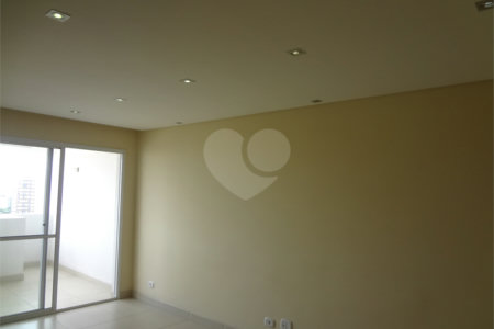 Apartamento à venda com 3 quartos, sendo 1 suíte, em Santana, São Paulo, SP