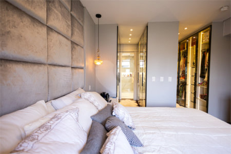 Apartamento à venda com 5 quartos, sendo 4 suítes,  em Parque Reboucas, São Paulo, SP