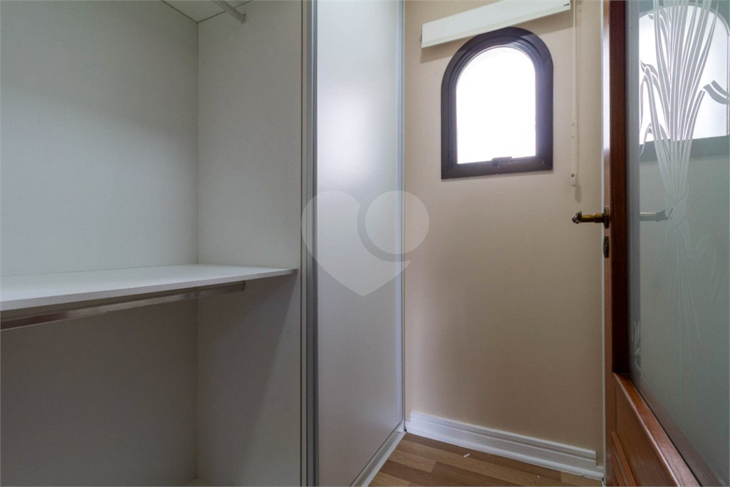 Apartamento à venda com 3 quartos, sendo 1 suíte, em Brooklin, São Paulo, SP