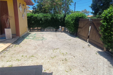 Casa à venda com 3 quartos, sendo 1 suíte, em Rasa, Armação dos Búzios, RJ