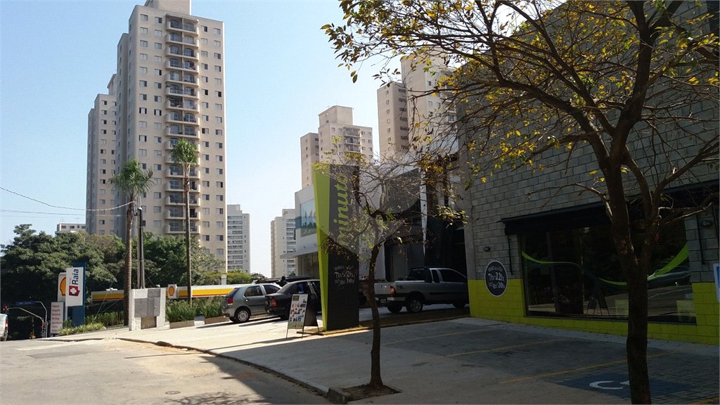 Apartamento à venda com 3 quartos em Vila Suzana, São Paulo, SP