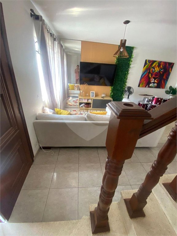 Sobrado à venda com 3 quartos, sendo 1 suíte, em Vila Nova Cachoeirinha, São Paulo, SP