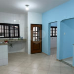 Casa à venda com 3 quartos, sendo 1 suíte, em Chácara Primavera, Suzano, SP