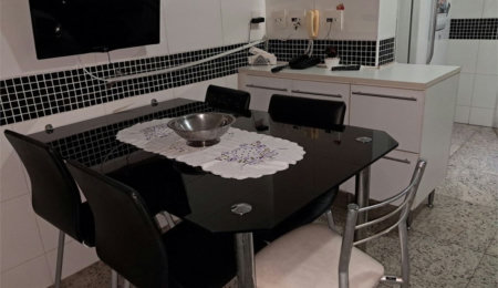 Apartamento Residencial à venda, Gonzaga, Santos - AP0761.