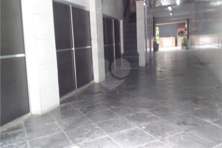 Sobrado à venda com 2 quartos, sendo 1 suíte, em Parque Boturussu, São Paulo, SP
