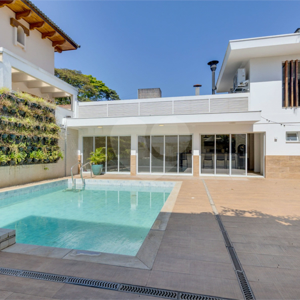 Casa à venda com 4 suítes em Brooklin Velho, São Paulo, SP