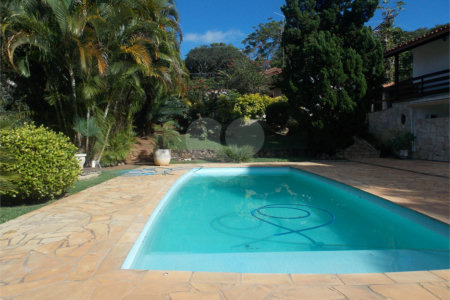 Casa à venda com 2 quartos, sendo 1 suíte, em Campos de Atibaia, Atibaia, SP