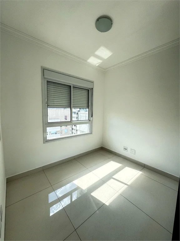 Apartamento à venda com 3 quartos, sendo 1 suíte, em Pinheiros, São Paulo, SP