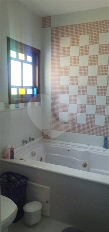 Casa à venda com 5 suítes no condomínio Arujá Hills I e Ii, Arujá - SP