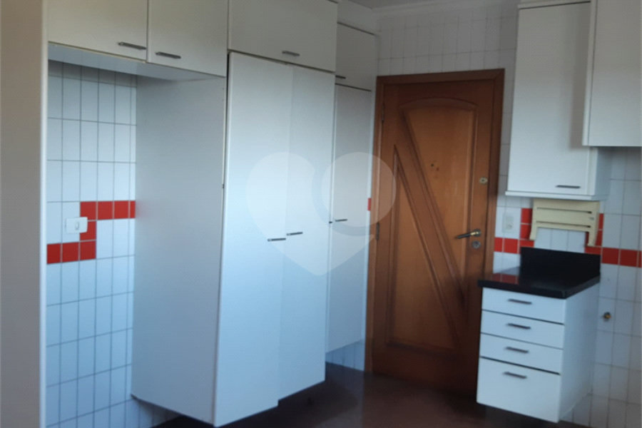 Apartamento à venda com 4 quartos, sendo 1 suíte, em Tremembé, São Paulo, SP