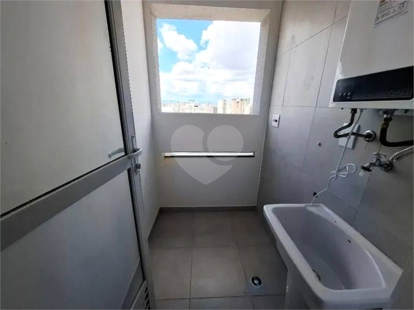 Apartamento com 1 quarto e 1 vaga para locação na Liberdade próximo ao Hospital A. C. Camargo na Liberdade!