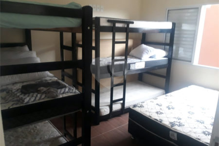 Casa a Venda em Atibaia