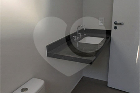 Casa à venda com 3 suítes no condomínio Reserva Ybyra, Atibaia - SP