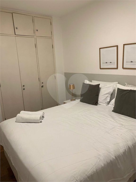 Apartamento para alugar com 2 quartos, sendo 1 suíte,  em Vila Olímpia, São Paulo, SP