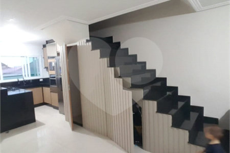 Sobrado à venda com 3 suítes em Vila Gustavo, São Paulo, SP