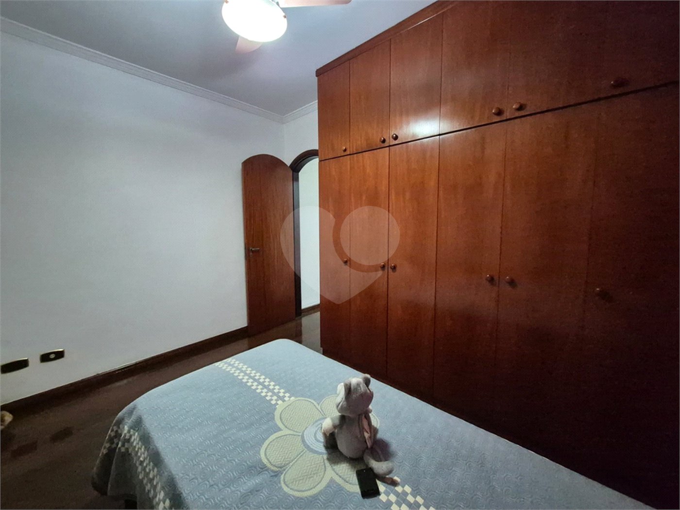 Sobrado à venda com 3 quartos, sendo 1 suíte, em Jardim Sarah, São Paulo, SP