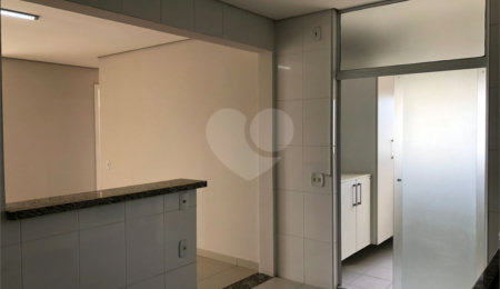 Apartamento à venda com 4 quartos, sendo 2 suítes,  em Jardim Armênia, Mogi das Cruzes, SP