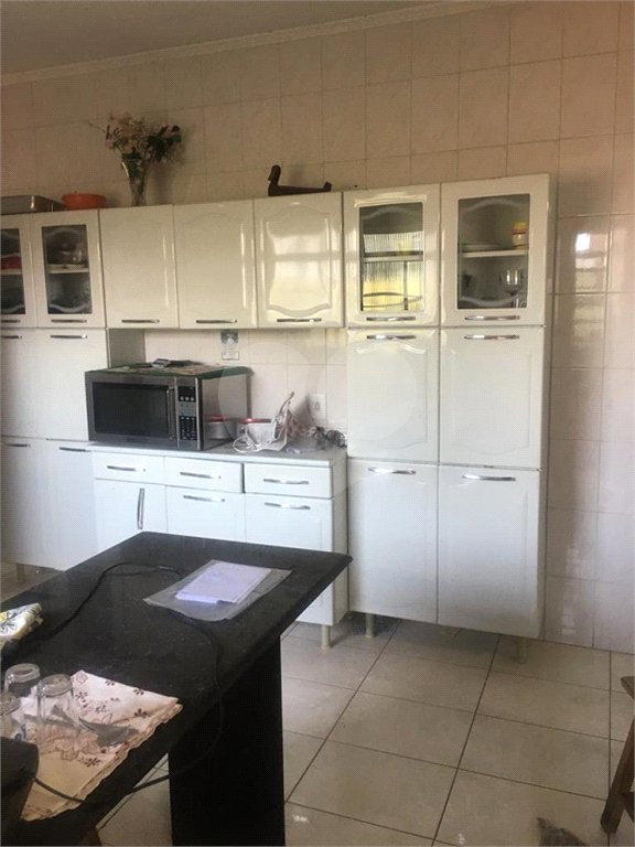 Casa à venda com 3 quartos em Vila Pirajussara, São Paulo, SP