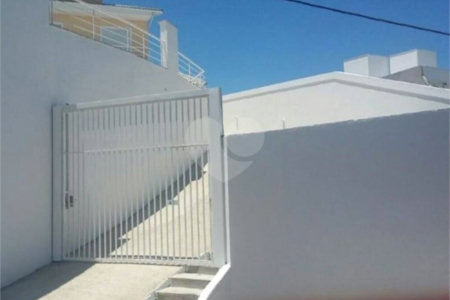 Casa à venda com 4 quartos, sendo 2 suítes,  no condomínio Jardim Imperador, Igaratá - SP