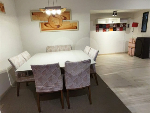 Apartamento à venda com 3 quartos, sendo 1 suíte,  em Santana, São Paulo, SP