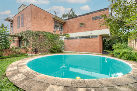 Sobrado à venda com 4 quartos, sendo 2 suítes, em Granja Julieta, São Paulo, SP