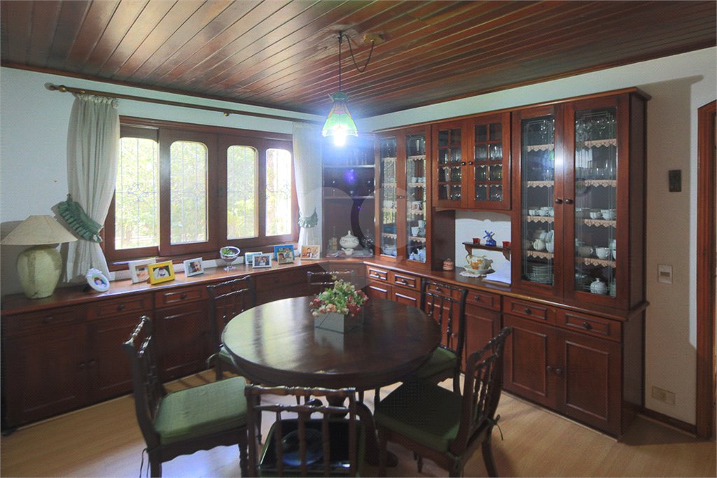 Casa Térrea à venda com 4 suítes em Interlagos, São Paulo, SP
