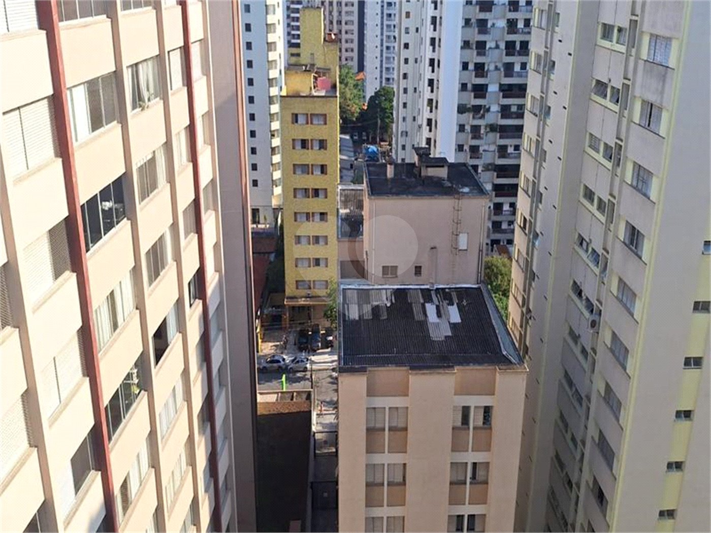 Apartamento à venda com 3 quartos, sendo 1 suíte, em Indianópolis, São Paulo, SP