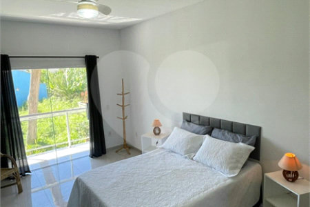Casa à venda com 3 quartos, sendo 2 suítes, em Rasa, Armação dos Búzios, RJ