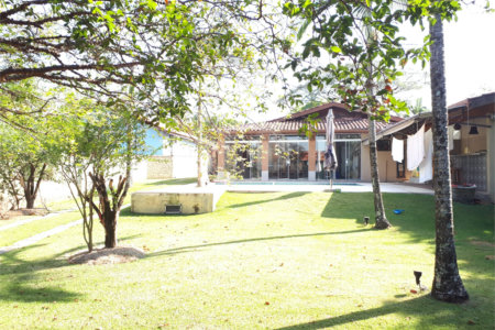 Casa à venda com 3 suítes no condomínio Haras São Luiz, Salto - SP
