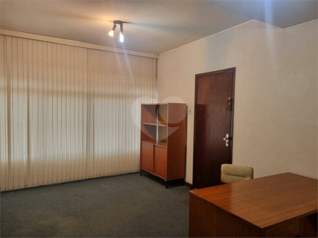 Sobrado à venda com 3 quartos em Brooklin, São Paulo, SP