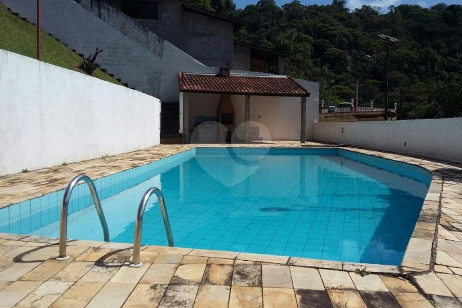 Sobrado à venda com 5 quartos em Jardim Mairiporã, Mairiporã, SP