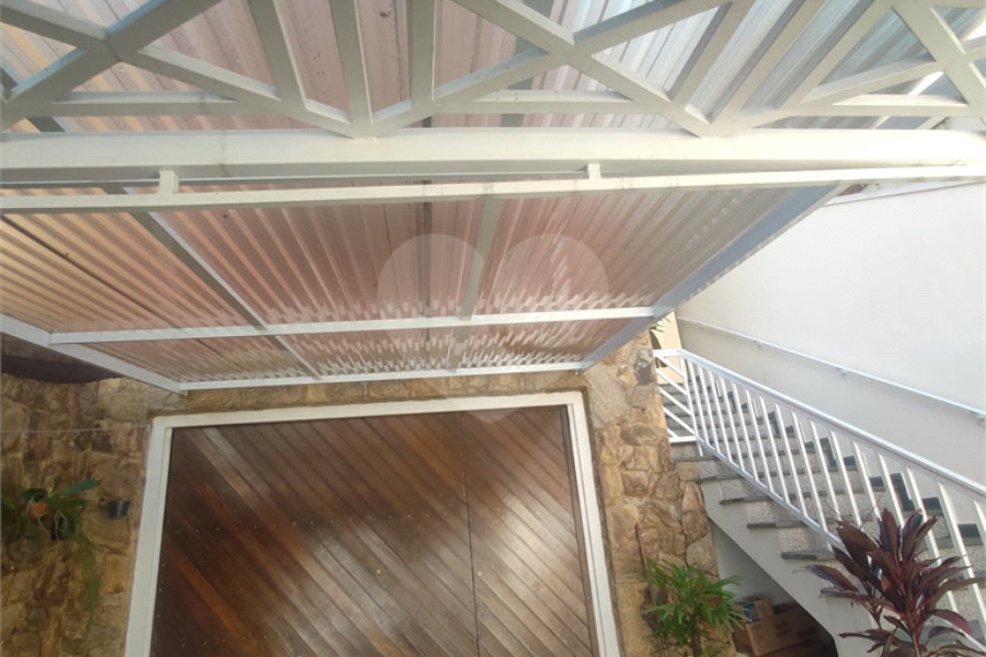 Sobrado à venda com 3 quartos, sendo 1 suíte, em Horto Florestal, São Paulo, SP