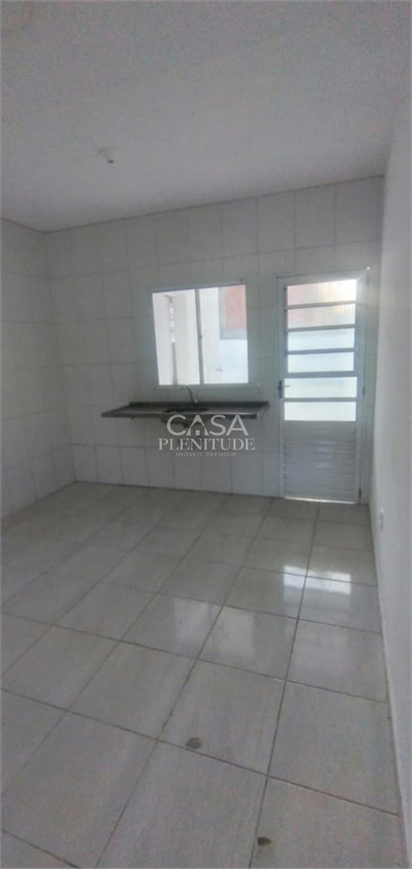 Casa de Vila à venda com 2 quartos em Jardim Eliana, Sorocaba, SP
