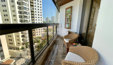 Apartamento à venda com 4 quartos, sendo 3 suítes, em Campo Belo, São Paulo, SP