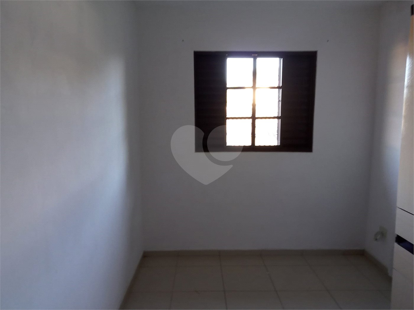 Casa à venda com 21 quartos, sendo 7 suítes, no condomínio De Apartamentos Residenciais- Jardim Morumbi, Atibaia - SP