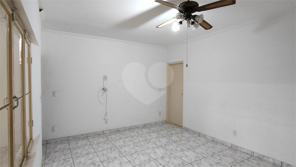 Casa à venda com 3 quartos, sendo 1 suíte, no Centro, Itu, SP